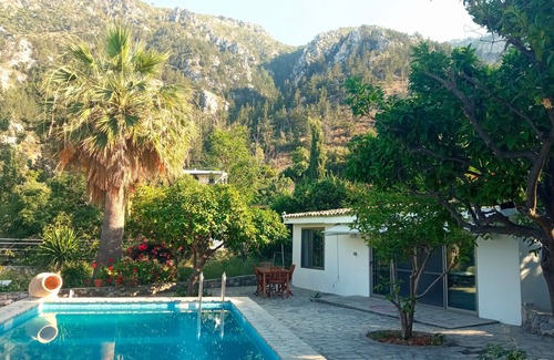 Karaman Maison | House in Paradise