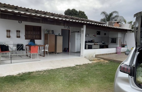 Costa Azul Maison | House in Praia Grande, 4 bedrooms all with en-suite bathrooms and air conditioning