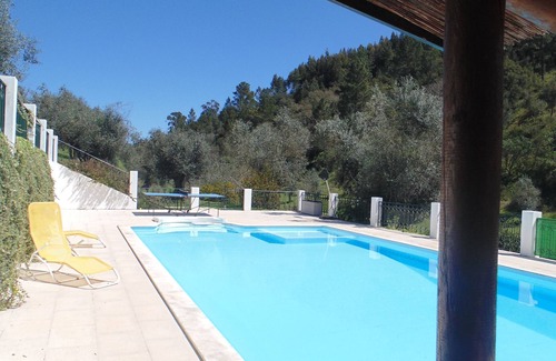 Reliquias Maison | Maison à Relíquias, Alentejo avec piscine et vue sur les montagnes