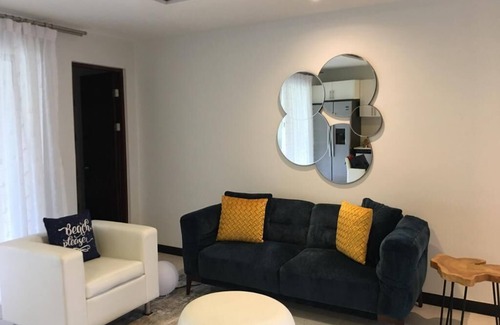 Cerro Plano Station Balnéaire | House in resort Ciudad Del Mar one street from beach in Jacó. Multiple amenities