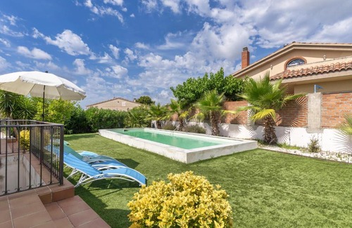 Olivella Maison | House in Sitges Hills with views to the Sea