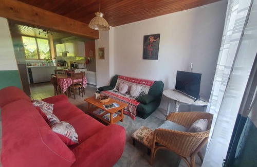 Saint-Sauves-d'Auvergne Maison | Maison dans la Nature à 4 min de la Bourboule.