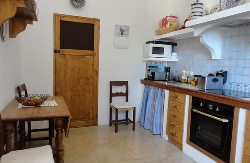 S'alqueria Blanca Cottage | Maison à la campagne, avec vue sur la mer, à 5 km de diverses plages, à 500m du village
