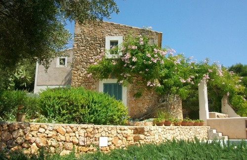 S'alqueria Blanca Cottage | Maison à la campagne, avec vue sur la mer, à 5 km de diverses plages, à 500m du village