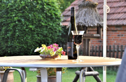 Detern Appartement | House in the countryside, first floor