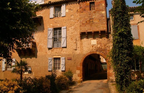 Carmaux Maison | Maison a la campagne prés d'un lac