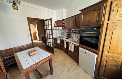 Bort-les-Orgues Maison | House in the heart of the city