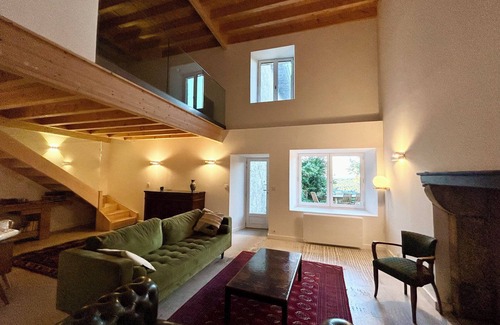 Cervieres Maison | Maison au coeur d'un village médiéval