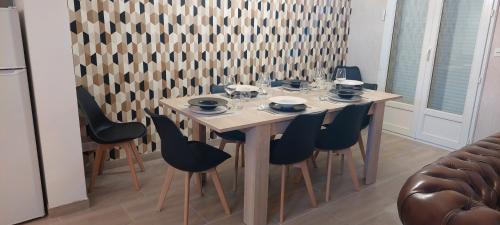 Champillon Maison | House in the Heart of the Champagne Vineyard