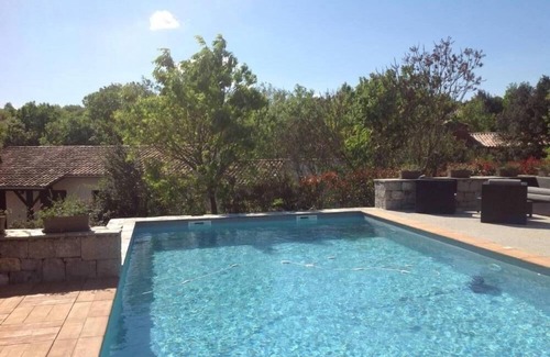 Labeaume Maison | Maison au cœur des gorges de l'Ardeche, 8 personnes, climatisée, piscine chauffé