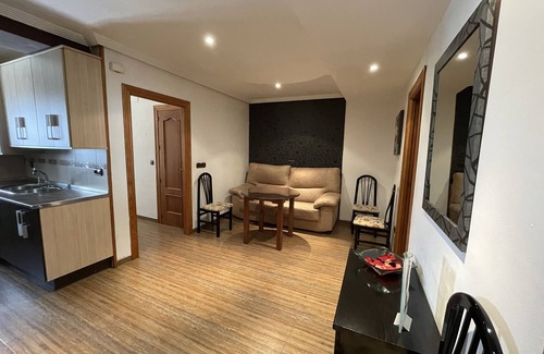 Iznatoraf Appartement | house in the middle