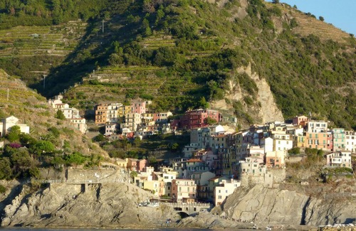 Lavaggiorosso Maison | House in the mountain village with fantastic terrace; 10 min. From Levanto beach