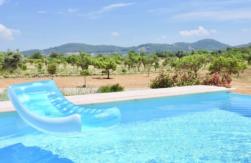 Sant Antoni de Portmany Cottage | House in the valley of the almond trees, the quietest and most authentic area of Ibiza.