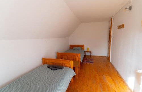 Cisnadioara Maison | House Jakob Camping Ananas Cisnadioara
