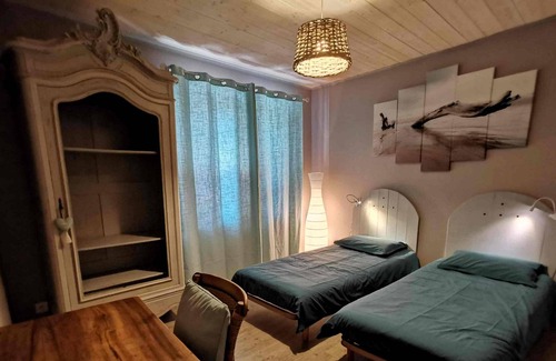 Saint-Maurice-d'Ibie Villa | MAISON LE VIEUX MURIER AVEC TERRASSE COUVERTE DE 50M²