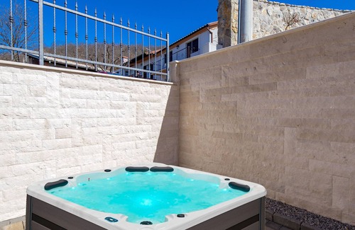 Lipa Maison | Maison Lemily (94701-K1) - Šapjane