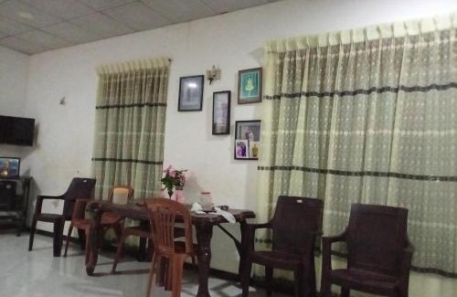 Kaduruduwa Maison | house