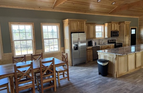 Coffeeville Maison | House Located Less Than 3 Miles of Grenada Lake