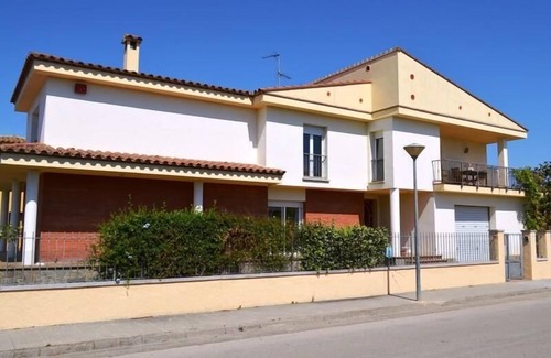 Sant Pere Pescador Chalet De Ski | Casa Mario - Amplia casa con gran jardin y piscina