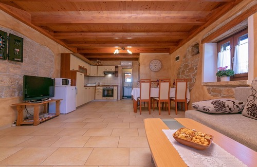Bibici Maison | House Mihael (Istria - Svetvinčenat)