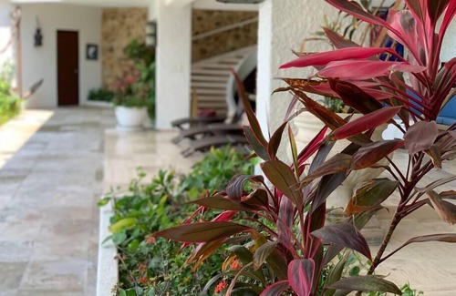 Villas Condesa Maison | House near the costera with incredible ocean view