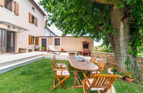 Puntera Maison | House nona Roza