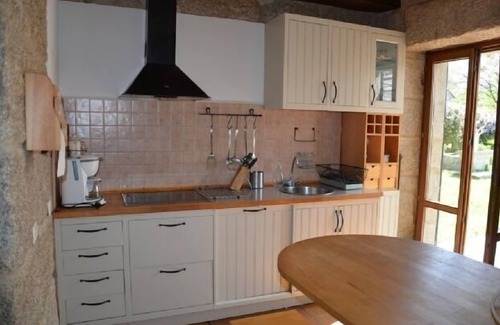 Ponte Caldelas Cottage | Casa de Anceu pour 8 personnes