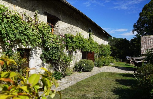 Roissard Maison | Maison de caractère du Trièves. 350m2 sur 5000 m2 de parc arboré