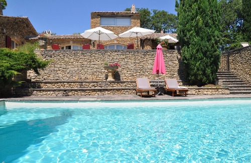 Puymeras Maison | House of character with swimming pool in peace