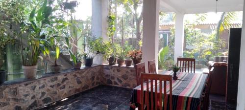 Negombo Lit Et Petit-Déjeuner | House Of Esanya