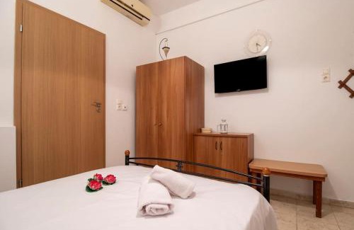 Old Quarter Appartement | House of Flowers near Beach 2