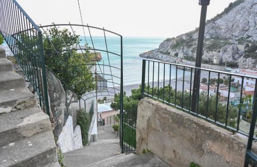 Erchie Maison | House Of Love