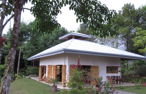 Baru Maison | Maison des orchidées, emplacement unique.