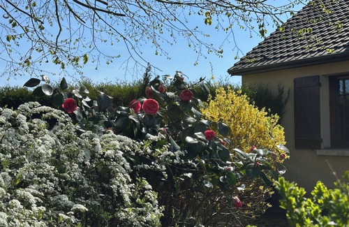 Saint-Maurice-Les-Charencey Maison | Maison de la paix et nature