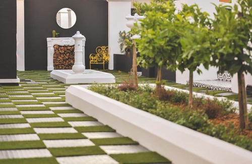 Robertson Maison | House of Pinardt