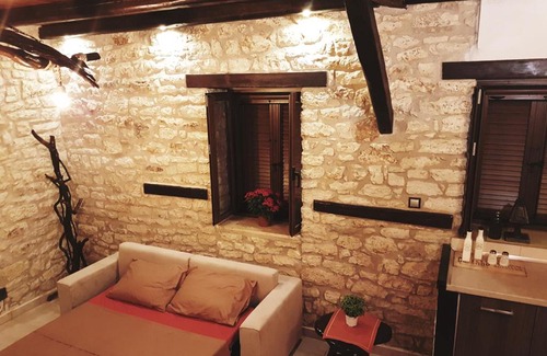 Vlicho Maison | House of Stone Vliho - 2.5km from Nidri