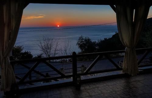 Zagora-Mouresi Maison | House of the Rising Sun