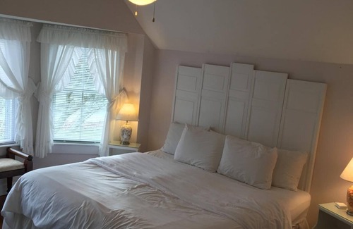 The Heights Maison | House on Chase Creek