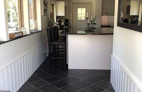 Ingaro Maison | House on Ingarö, close to nature, lake and sea, family-friendly environment