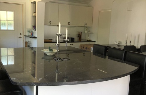 Ingaro Maison | House on Ingarö, close to nature, lake and sea, family-friendly environment