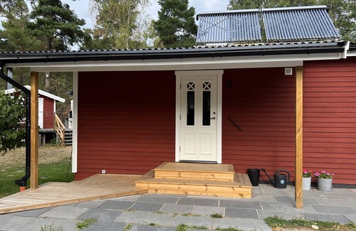 Ingaro Maison | House on Ingarö, close to nature, lake and sea, family-friendly environment