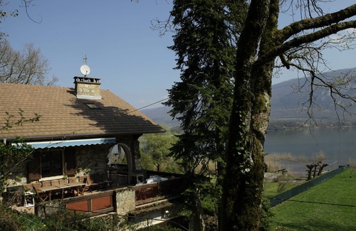 Conjux Maison | Maison au bord du lac du Bourget