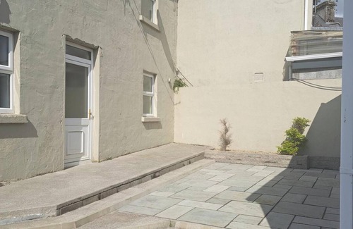 Cong Maison | House on the Lane, in the tranquil Village of Cong, Ireland.