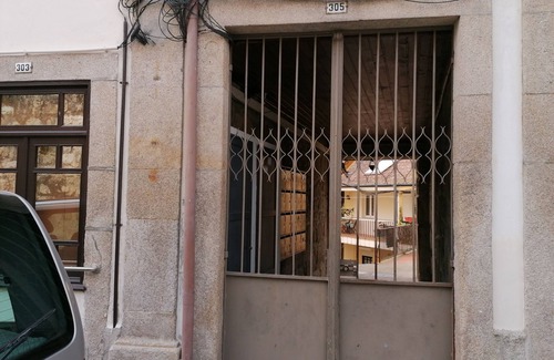 Lordelo do Ouro e Massarelos Appartement | House Romantic R/C Left