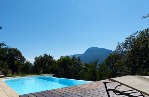 Saint-Martin-le-Vinoux Maison | Maison "Saint Martin Le Vinoux", avec vue sur les montagnes, sauna & Wi-Fi