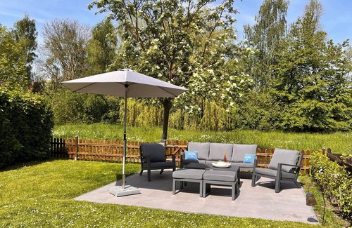 Kaltenhof Maison | House Sansibar only 700m from the beach with sauna & fireplace and large garden