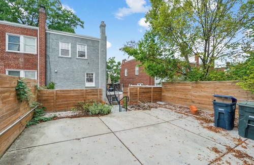 Michigan Park Maison | House Share: Charming 1-bedroom in a house share with 1 person in Washington
