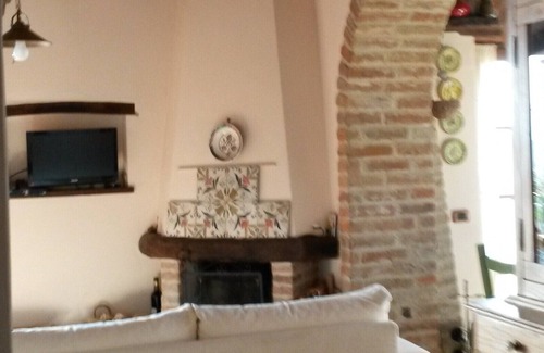 Gioiella Maison | House surrounded by the Tuscan-Umbrian countryside. Lake view. private garden. Pool.