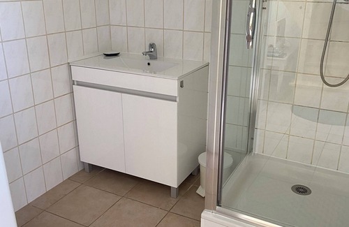 Le Bosc Appartement | T3 holiday rental in Hérault garden near Lac Salagou