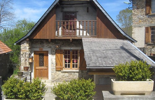Arrien-en-Bethmale Maison | Maison T3, Arrien-En-Bethmale, proche Saint-Girons, Pyrénées ariégeoises